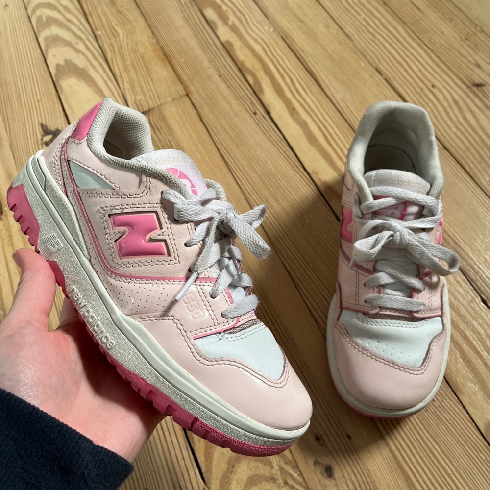 New Balance 550 Sneakers Kids Size 2.5 Pink White Leather Low Top PBB550KK